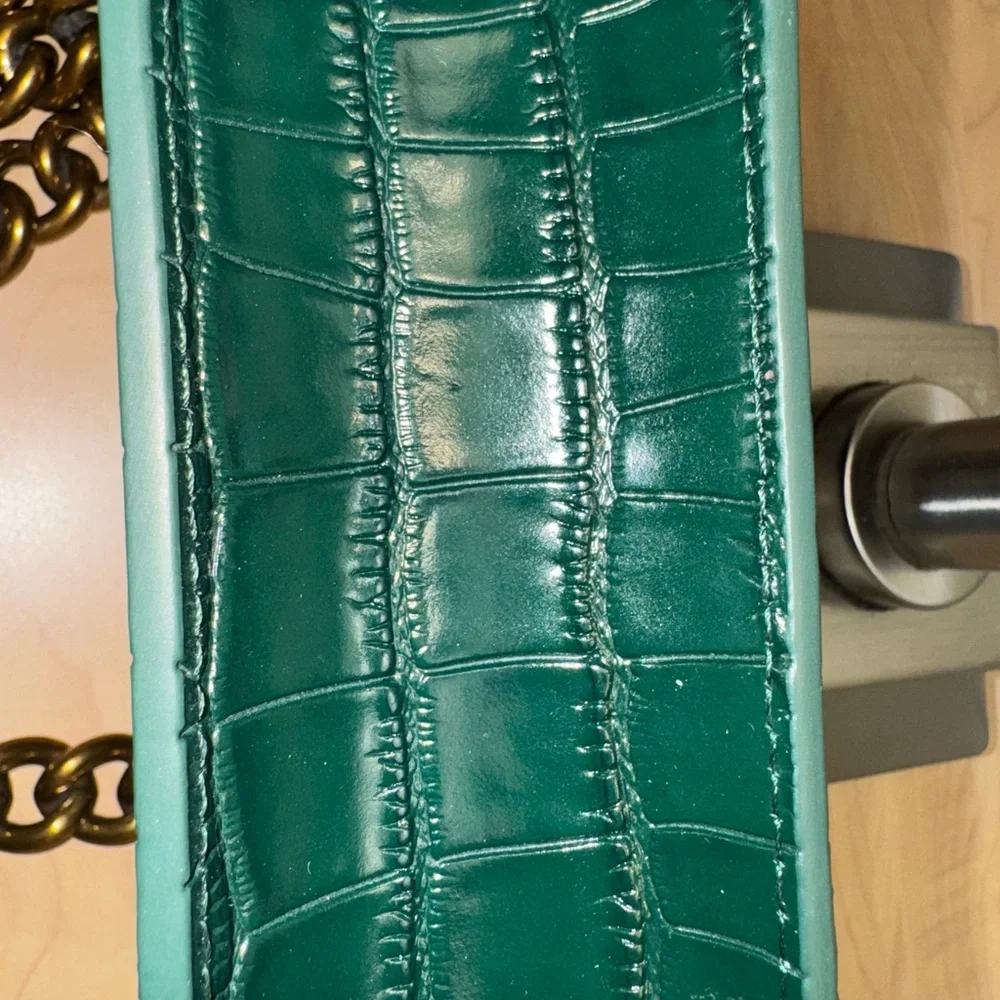 Kurt Geiger Green Croc-Embossed Crossbody Bag - Picture 8 of 9